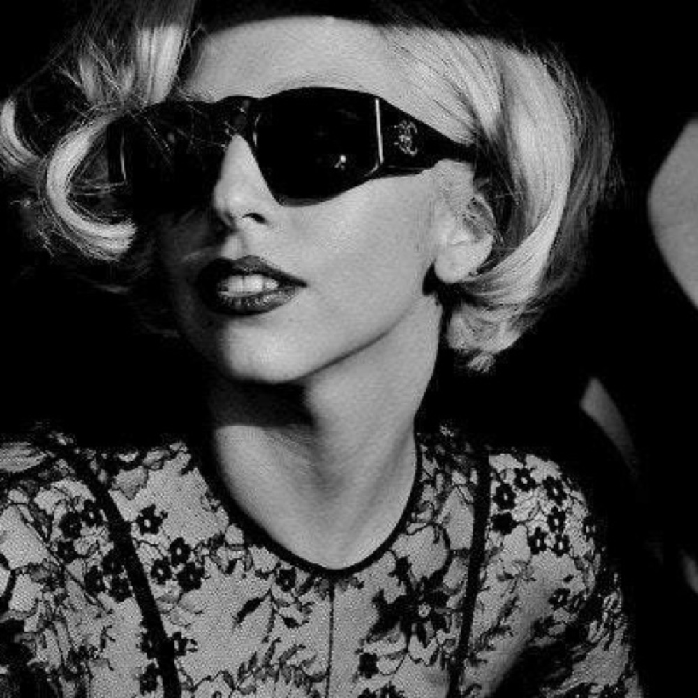 💔SOLD ON DEPOP💔 90’s Chanel Sunglasses ✨ - Picture 8 of 11